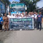 Foto : Kepsek SMAN 6 Binjai bersama para Guru dan Komite saat melepas rombongan. (tabloidpolmaspoldasu.com/Ist)