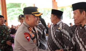 Foto : Kapolres Binjai AKBP Hendrick Situmorang, SH. SIK. M.Si saat mengukuhkan Keluarga Besar Purnawirawan Polri (PP) Cabang Binjai masa bhakti 2021-2026. (tabloidpolmaspoldasu.com/Ist)