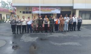 Foto: Foto bersama Kapolres Sibolga usai pimpin Apel Gelar Pasukan