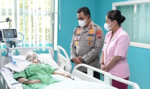 Kapolda Sumut Jenguk Korban Laka Lantas